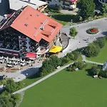Hocheder Hotel 4*