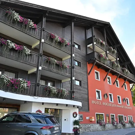 鸿扯德酒店 酒店 4*