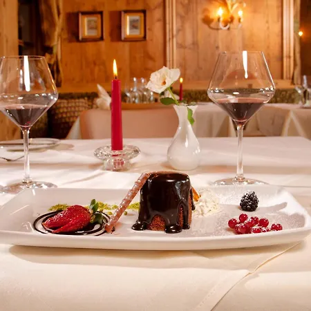 鸿扯德酒店 酒店